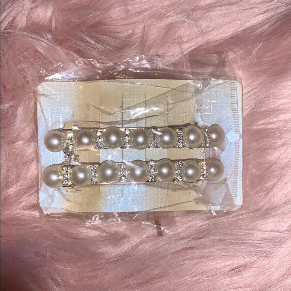 PRETTY SLIVER CLIPS